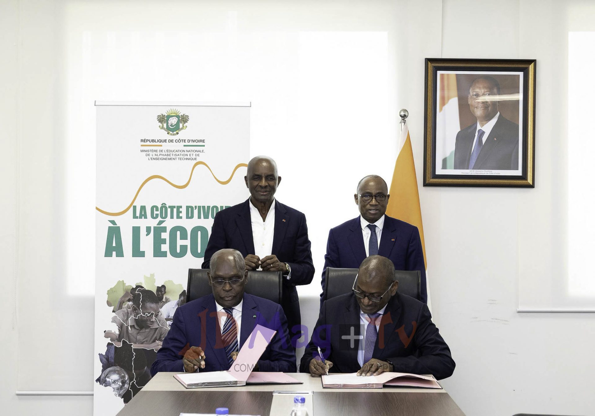 Le MENAET et la Fondation NSIA unissent leurs efforts pour une école plus inclusive et performante.