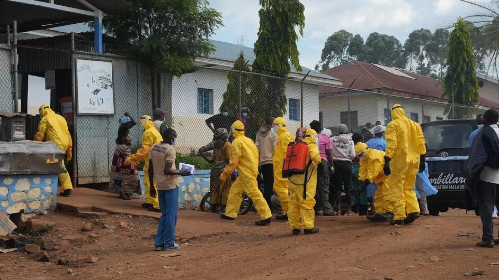 International : L’OMS met en garde contre une épidémie d’Ebola plus vaste que les chiffres officiels.