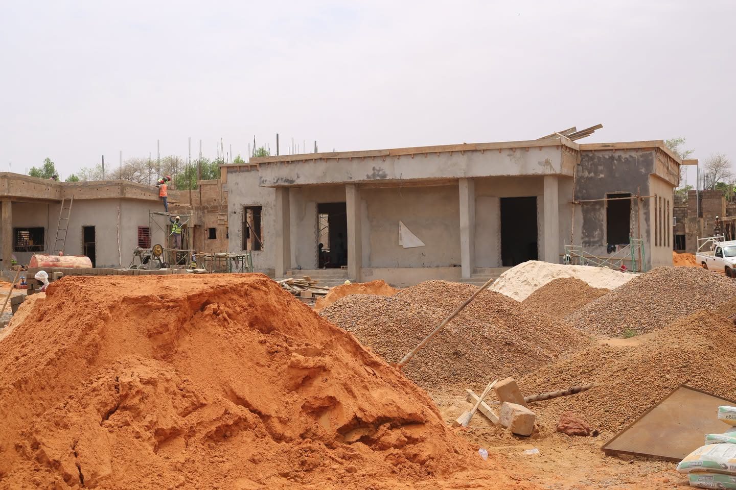 Niger / Visite des travaux de construction du Collège Scientifique de Niamey