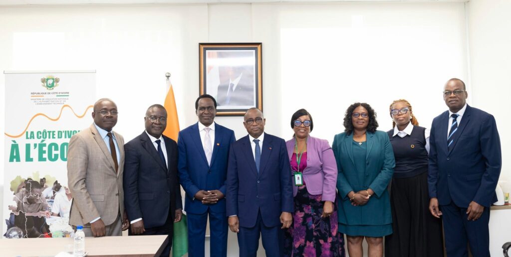 Renforcement de l’offre de services SSR : L’UNFPA fait le point au ministre N’Guessan KOFFI sur sa tournée dans les lycées d’excellence de jeunes filles.