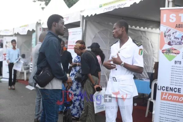 Salon de l’Orientation 2026 : La deuxième journée confirme l’engouement des nouveaux bacheliers pour un choix d’avenir éclairé