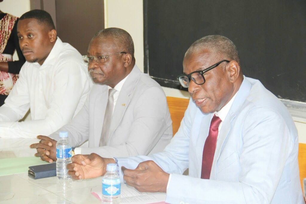 Yamoussoukro renforce les capacités des encadreurs en Physique-Chimie et SVT