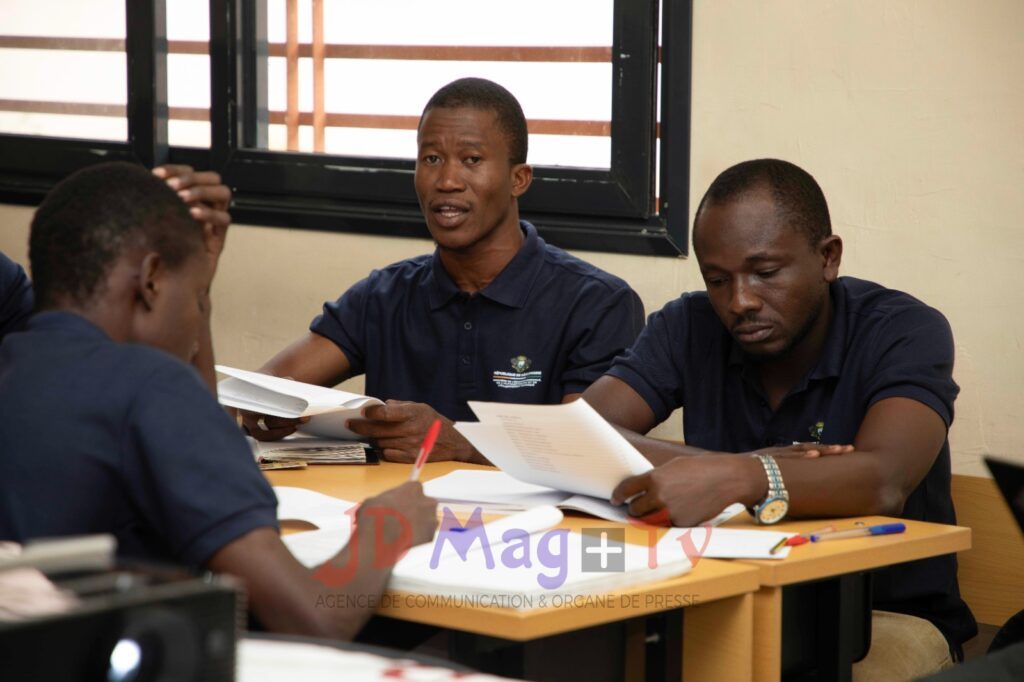 Éducation nationale : Les enseignants contractuels renforcent leurs compétences au terme de leur immersion sur le terrain.