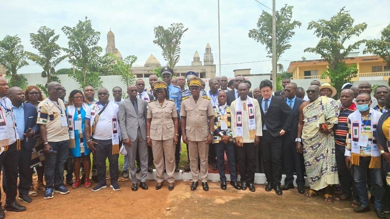 Abengourou : La LEHGCI renforce les compétences des enseignants d’histoire-géographie