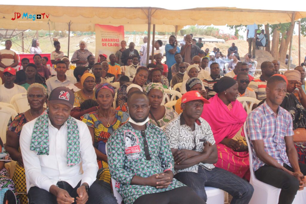 Le Ministre d’État, Kouassi ADJOUMANI célèbre le cinquième anniversaire de Food’s Co S.A et salue l’essor de la transformation de l’anacarde en Côte d’Ivoire