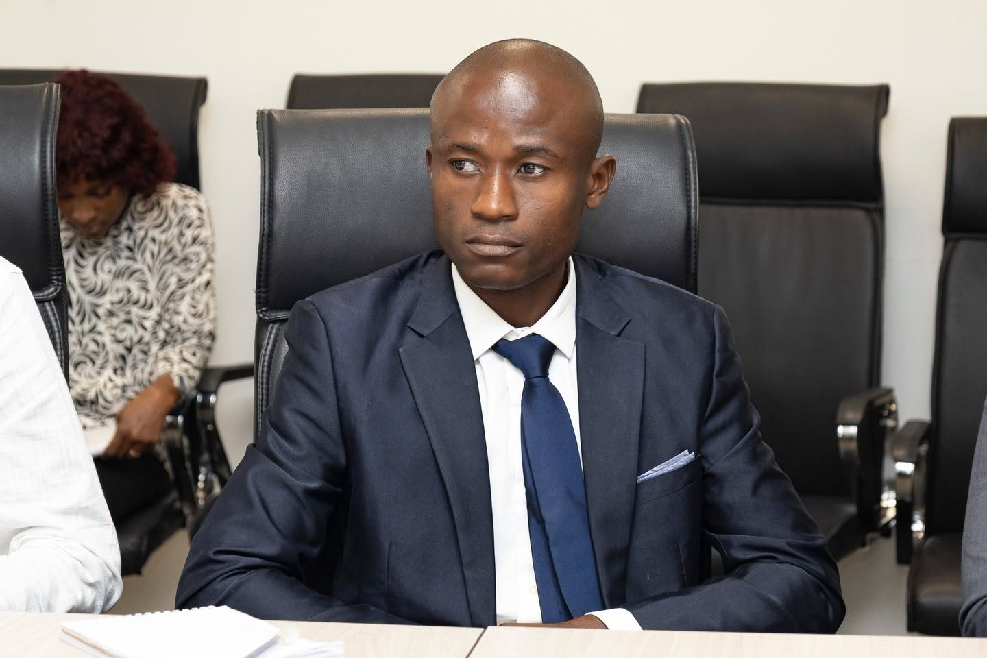 Excellence et mérite : Le ministre N'Guessan Koffi rend hommage à l'instituteur Jean-Honorat Yed