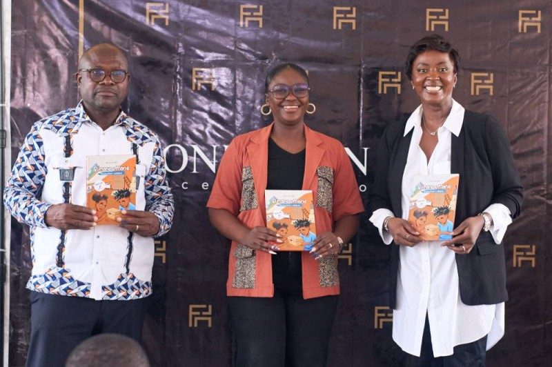 Promotion de la lecture : Léticia Traoré-N’Cho fait don de 300 bandes dessinées au Lycée municipal de Koumassi