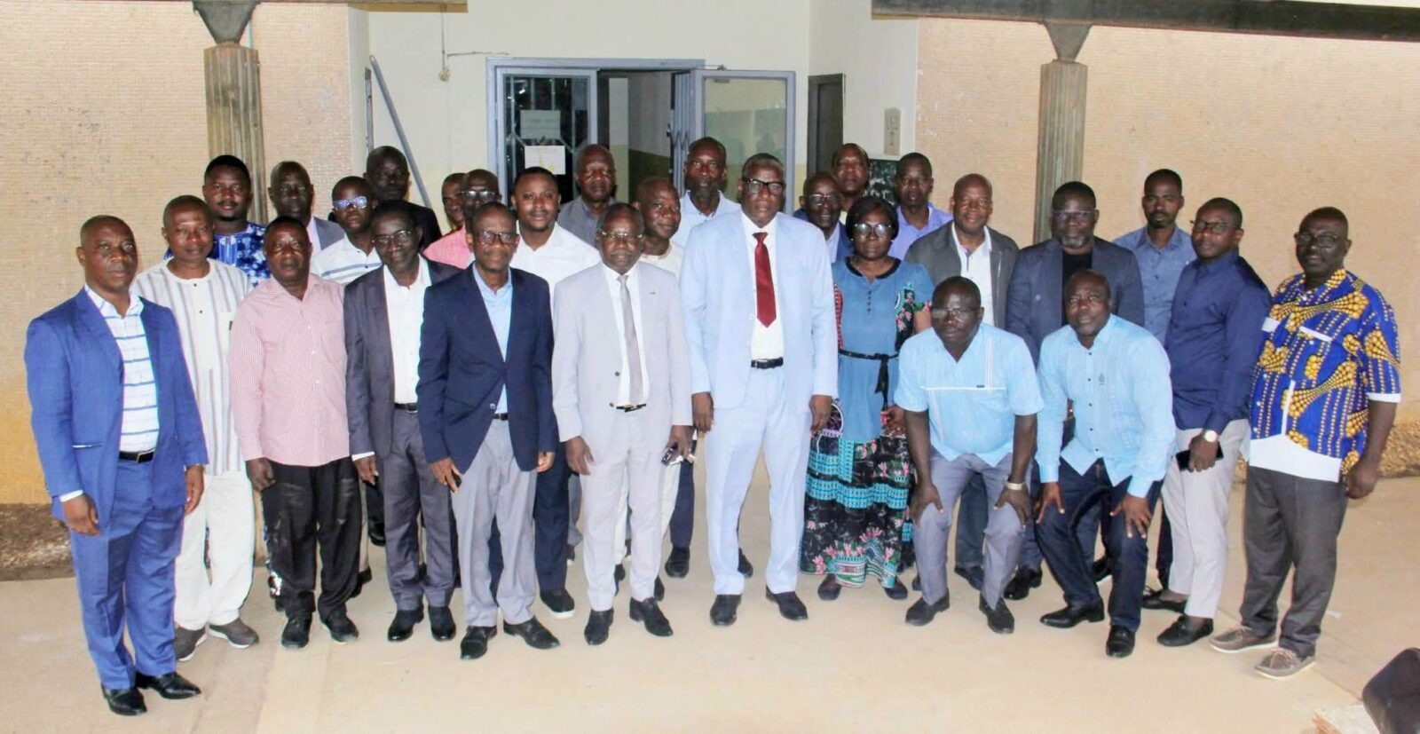 Yamoussoukro renforce les capacités des encadreurs en Physique-Chimie et SVT