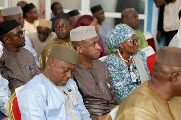 Mali / Signature à la primature d’une convention stratégique entre l’AGEFAU et les ministères en charge de l’éducation et de l’emploi