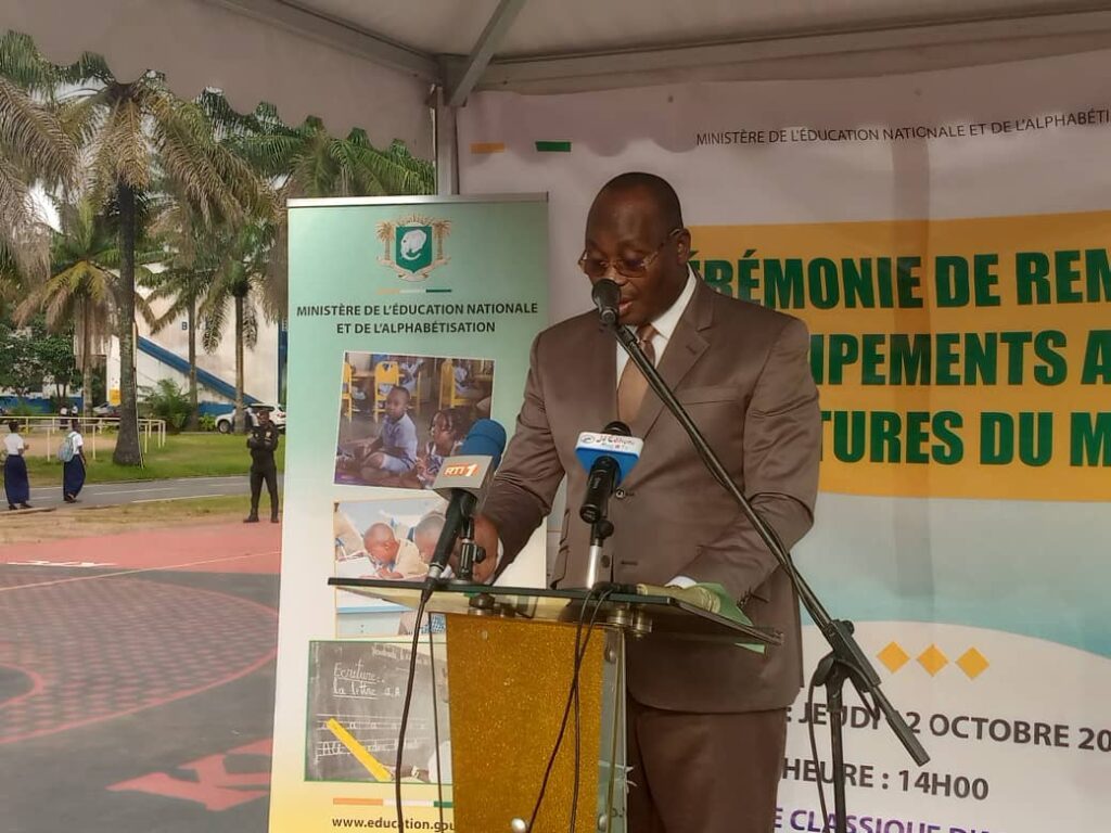 Éducation nationale / Cérémonie de remise d’équipements aux structures du MENA