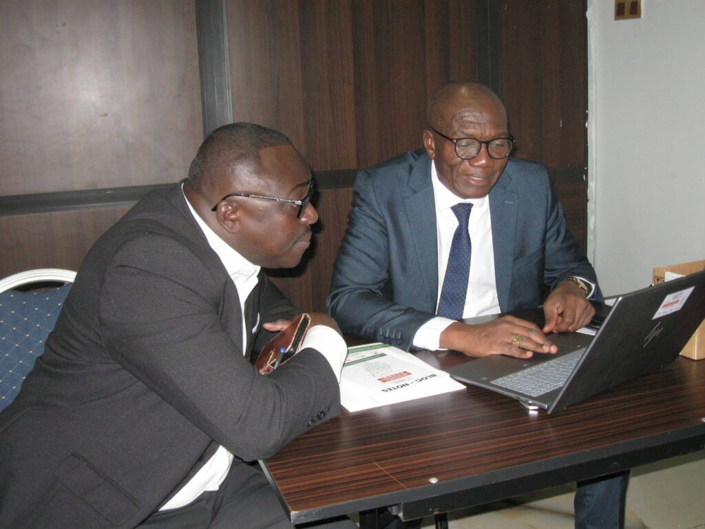 Formation des enseignants : Yamoussoukro abrite un atelier d’amélioration de la plateforme DHFC-EBiS