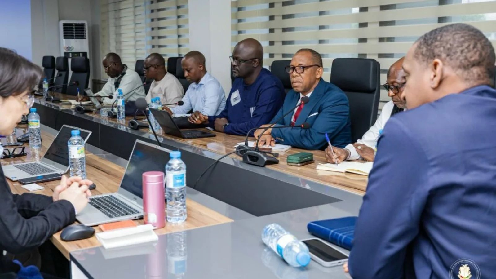 Guinée / Transformation Numérique – Coopération technologique : Le ministre Alpha Bacar Barry échange avec une délégation d’Epson