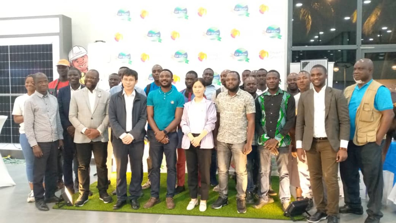 GP Stellar et Road Smart / Cérémonie de Présentation de nouveaux produits d’énergie solaire
